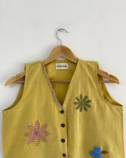 Buttercup Daydream Vest